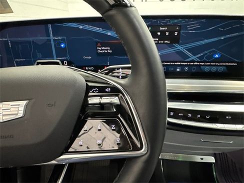 Used 2024 Cadillac Lyriq Luxury image 17