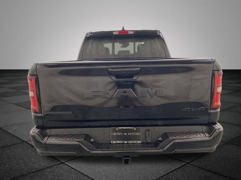 Used 2026 RAM 1500 4x4 Crew Cab image 5