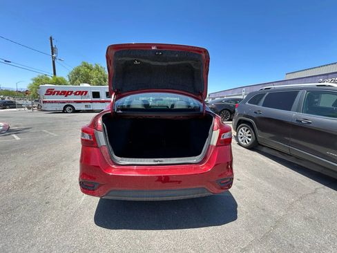 Used 2019 Nissan Sentra SV image 7