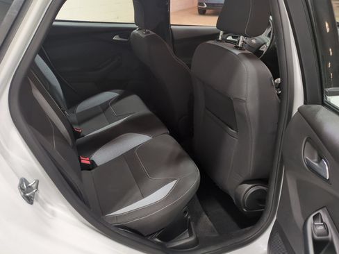 Used 2018 Ford Focus ST FWD image 12