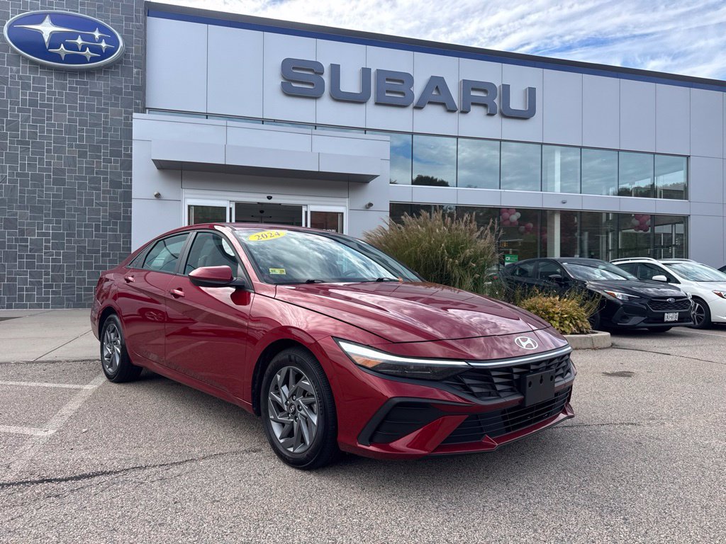 Used 2024 Hyundai Elantra SEL FWD image 1