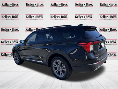 New 2025 Ford Explorer Active w/ Active Comfort Package image 5