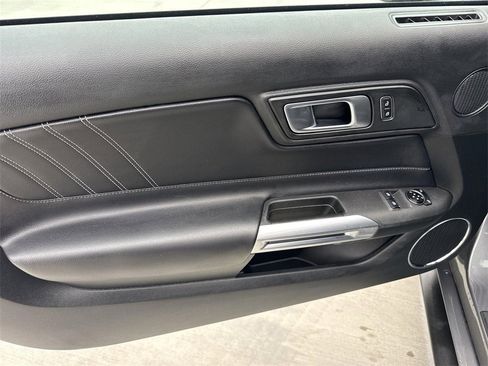 Used 2023 Ford Mustang Premium image 19
