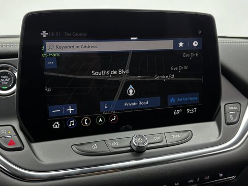 Used 2024 Chevrolet Blazer LT w/ Sound & Technology Package image 22