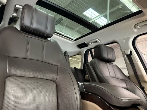 Used 2020 Land Rover Range Rover HSE AWD/4WD image 17