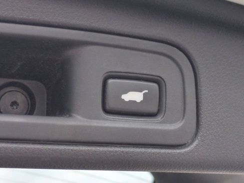 Used 2017 Honda Pilot Elite image 15