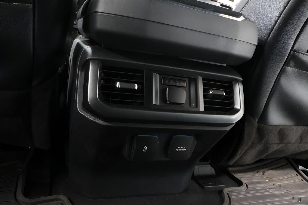 Used 2023 Ford F150 Lariat w/ Equipment Group 502A High AWD/4WD image 26
