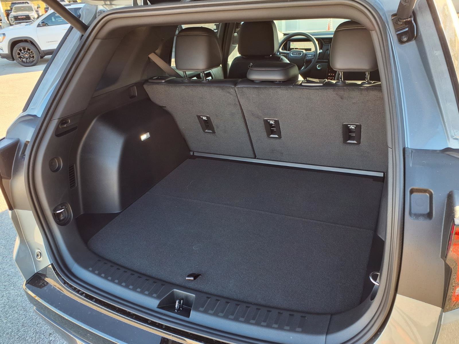New 2027 GMC Terrain AT4 AWD/4WD image 18