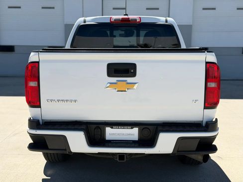 Used 2017 Chevrolet Colorado LT w/ LT Convenience Package AWD/4WD image 4