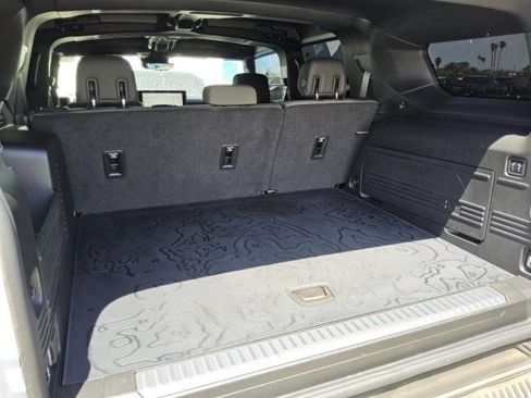 Used 2025 GMC Hummer EV 2X AWD/4WD image 2