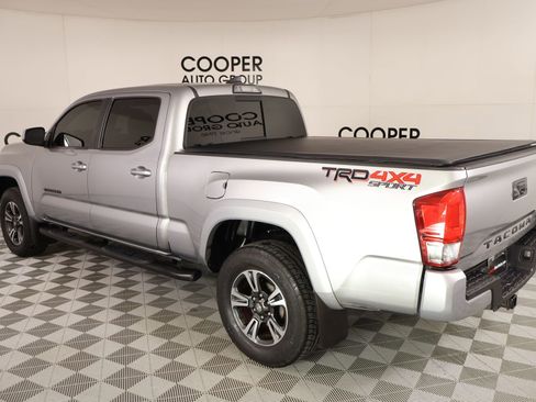 Used 2017 Toyota Tacoma TRD Sport w/ Tow Package image 22