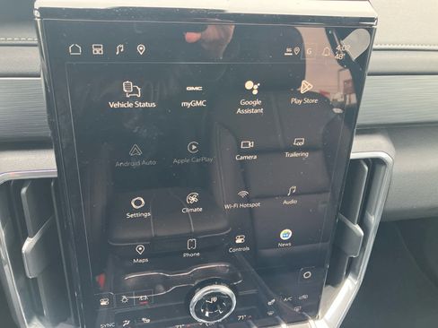 New 2026 GMC Acadia Elevation image 25