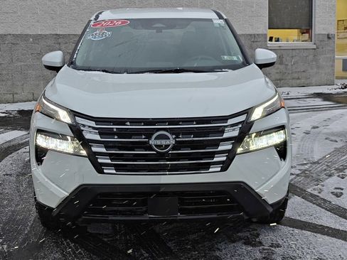 Used 2026 Nissan Rogue SV image 5