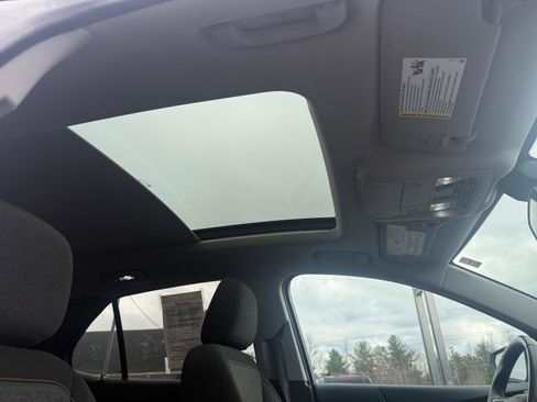 Used 2022 Chevrolet Equinox LT image 16