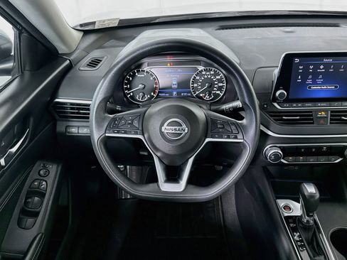 Used 2020 Nissan Altima 2.5 S FWD image 17