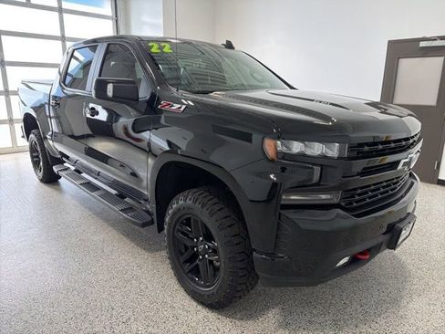 Used 2022 Chevrolet Silverado 1500 LT Trail Boss w/ LT Trail Boss Premium Package image 3