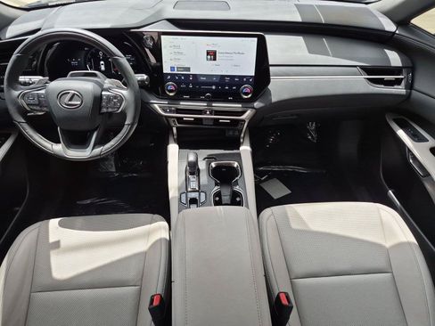 Used 2025 Lexus RX 350 Premium w/ Convenience Package FWD image 5