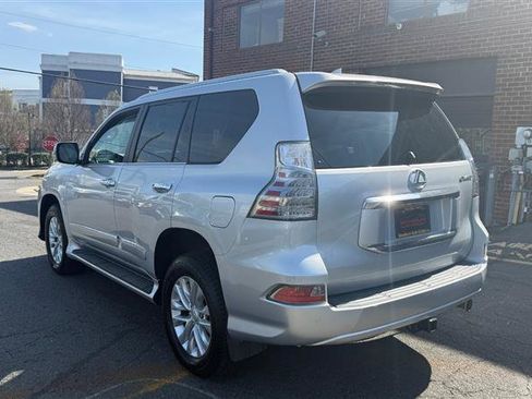 Used 2016 Lexus GX 460 w/ Premium Package image 20