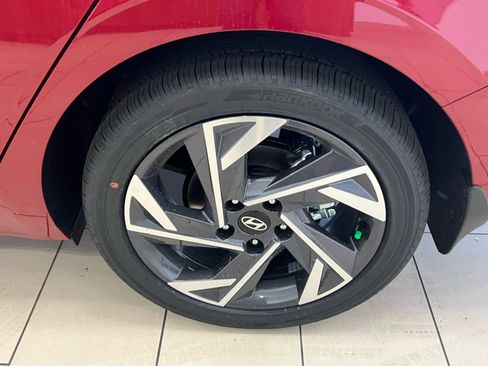 New 2026 Hyundai Elantra Limited image 14