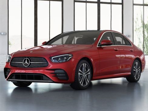 Used 2022 Mercedes-Benz E 350 4MATIC Sedan image 1