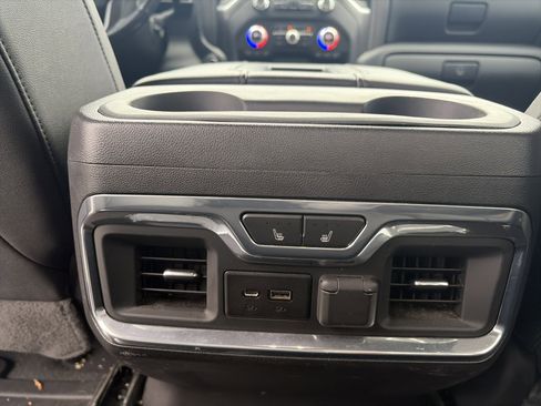 Used 2021 GMC Sierra 2500 AT4 image 27