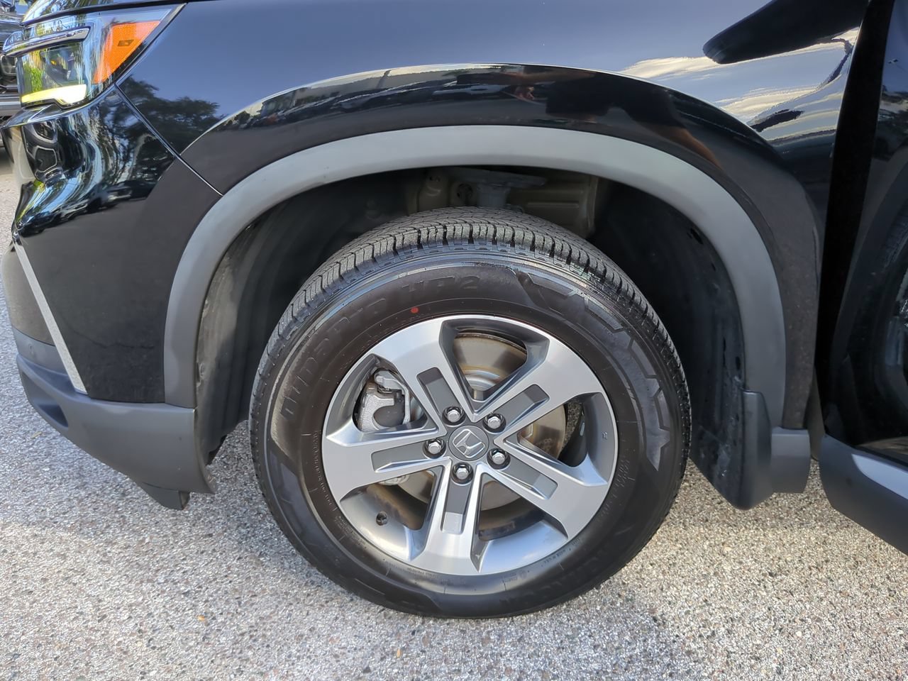Used 2024 Honda Pilot EX-L image 26