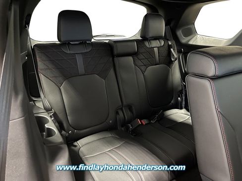 Certified 2026 Honda Pilot Black Edition image 25