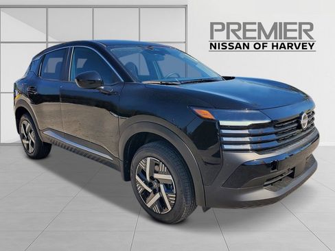 New 2026 Nissan Kicks SV image 2