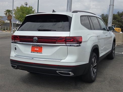 New 2026 Volkswagen Atlas SE image 10