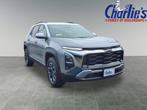 Used 2025 Chevrolet Equinox ACTIV w/ Safety and Technology Package image 3
