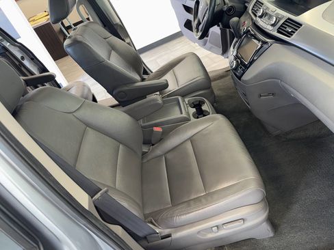 Used 2016 Honda Odyssey EX-L image 27