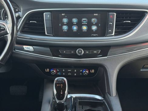 Used 2018 Buick Enclave Premium FWD image 20
