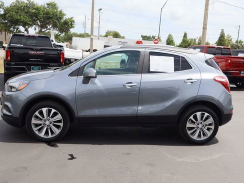 Used 2019 Buick Encore Preferred AWD/4WD image 6