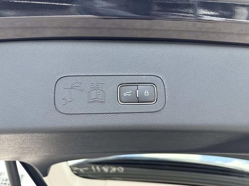 New 2026 Lincoln Aviator AWD w/ Jet Appearance Package image 12