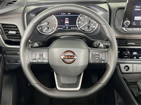 Certified 2025 Nissan Rogue SV image 14