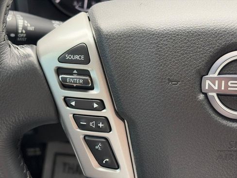 Used 2024 Nissan Titan SV AWD/4WD image 22