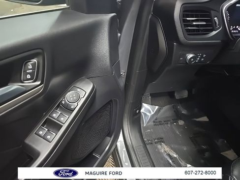 Used 2022 Ford Escape SEL image 31