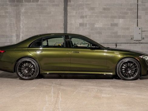 Used 2025 Mercedes-Benz S 63 AMG S image 2