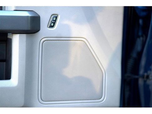 Used 2018 Ford F150 XLT w/ Equipment Group 301A Mid AWD/4WD image 28