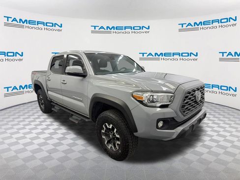 Used 2021 Toyota Tacoma TRD Off-Road AWD/4WD image 7