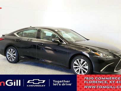 Used 2020 Lexus ES 300h w/ Premium Package