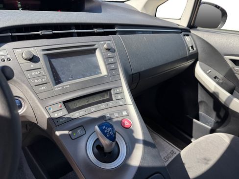 Used 2012 Toyota Prius Three FWD image 12