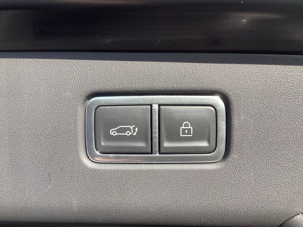 Used 2024 Kia EV9 Land AWD/4WD image 11