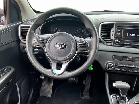 Used 2019 Kia Sportage LX image 5
