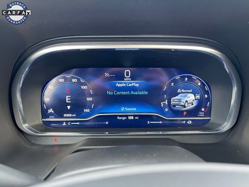 Used 2024 Chevrolet Tahoe Z71 w/ Luxury Package image 15