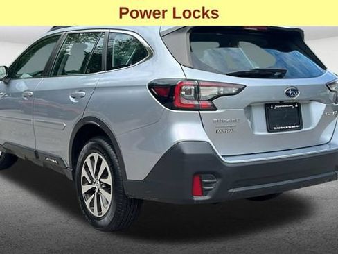 Used 2022 Subaru Outback AWD/4WD image 10