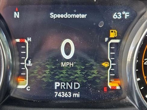 Used 2019 Jeep Wrangler Unlimited Sahara image 10