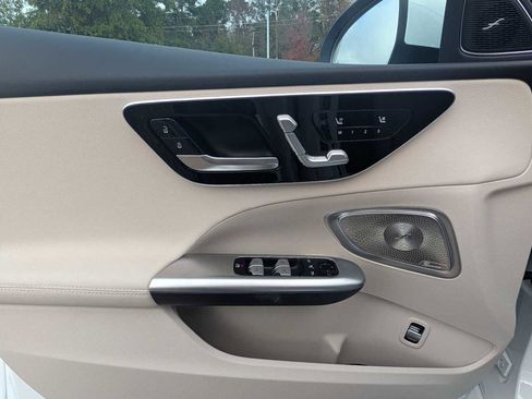 New 2026 Mercedes-Benz C 300 Sedan image 21