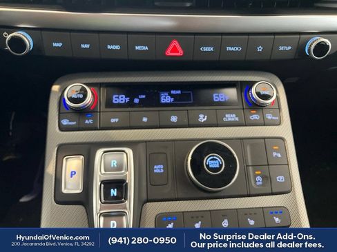 Used 2025 Hyundai Palisade SEL FWD image 17