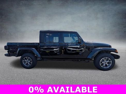 New 2026 Jeep Gladiator Sport AWD/4WD image 3